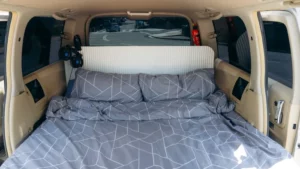 Campervan Village Johnny Feelgood bett